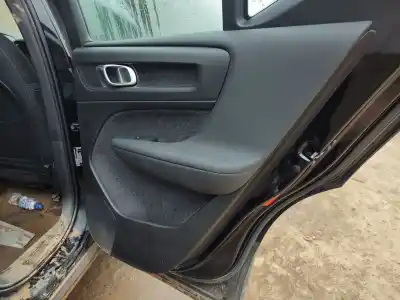 Veículo de Sucata volvo xc40 (536) b3 mild-hybrid do ano 2024 alimentado b420t4