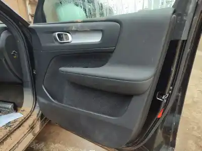 Veículo de Sucata volvo xc40 (536) b3 mild-hybrid do ano 2024 alimentado b420t4