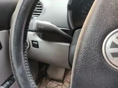 Veículo de Sucata volkswagen new beetle (9c1, 1c1) 2.0 do ano 2004 alimentado awu