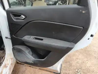 Scrapping Vehicle renault captur ii (hf_) tce 140 (hfn0) of the year 2022 powered h5he4