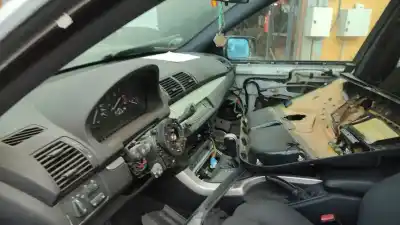 Veículo de Sucata bmw x5 (e53) 3.0 i do ano 2001 alimentado 306s3