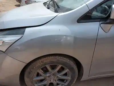 Veicolo di demolizione toyota verso (_r2_) 1.6 (zgr20_) dell'anno 2013 alimentato 1zr