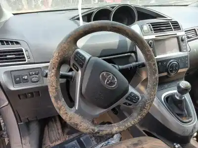 Veicolo di demolizione toyota verso (_r2_) 1.6 (zgr20_) dell'anno 2013 alimentato 1zr