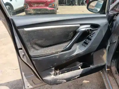 Veicolo di demolizione toyota verso (_r2_) 1.6 (zgr20_) dell'anno 2013 alimentato 1zr