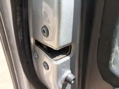 Veicolo di demolizione toyota verso (_r2_) 1.6 (zgr20_) dell'anno 2013 alimentato 1zr