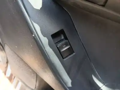 Veicolo di demolizione toyota verso (_r2_) 1.6 (zgr20_) dell'anno 2013 alimentato 1zr