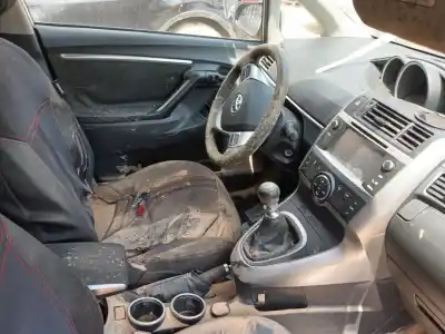 Veicolo di demolizione toyota verso (_r2_) 1.6 (zgr20_) dell'anno 2013 alimentato 1zr