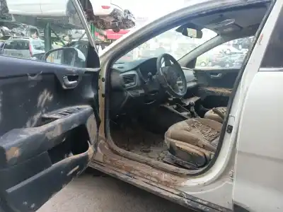 Здавання транспортного засобу kia stonic (yb) 1.2 cvvt року 2022 потужний g4lf