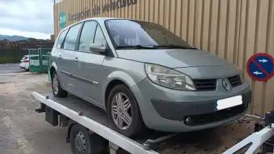 Sloopvoertuig RENAULT GRAND SCÉNIC II (JM0/1_)  van het jaar 2004 aangedreven F9QD8