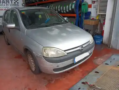 Sloopvoertuig OPEL CORSA C (X01)  van het jaar 2003 aangedreven Y17DT