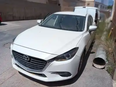 Sloopvoertuig MAZDA 3 (BM, BN)  van het jaar 2017 aangedreven PEXL,PEY5,PEY7