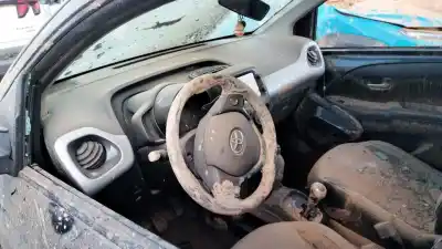 Veículo de Sucata toyota aygo (_b4_) 1.0 (kgb40) do ano 2016 alimentado 1krfe