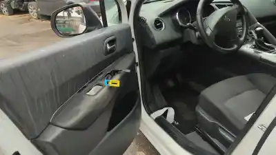 Veículo de Sucata peugeot 3008 monospace (0u_) 1.6 vti do ano 2011 alimentado 5fs
