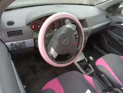 Здавання транспортного засобу opel astra h (a04) 1.7 cdti (l48) року 2004 потужний z17dtl