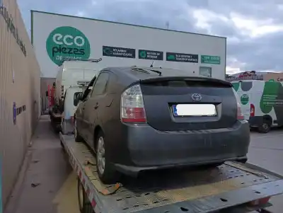 Здавання транспортного засобу toyota prius liftback (_w2_) 1.5 hybrid (nhw20_) року 2015 потужний 1nzfxe