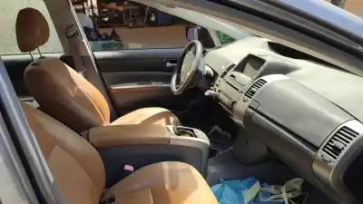 Здавання транспортного засобу toyota prius liftback (_w2_) 1.5 hybrid (nhw20_) року 2015 потужний 1nzfxe