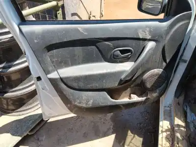 Здавання транспортного засобу dacia sandero ii 1.5 dci року 2014 потужний k9k612