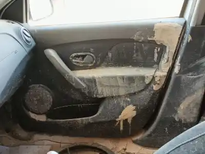 Здавання транспортного засобу dacia sandero ii 1.5 dci року 2014 потужний k9k612