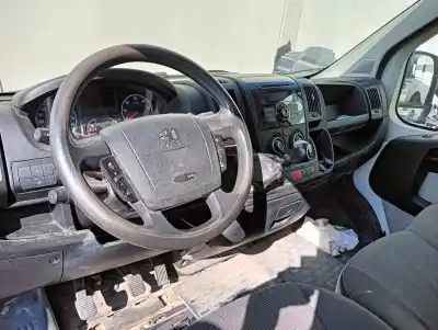 Здавання транспортного засобу peugeot boxer caja/chasis 2.2 hdi 130 року 2012 потужний 4h03