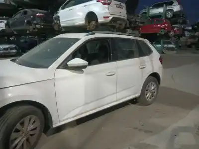 Veículo de Sucata skoda kamiq (nw4) 1.0 tsi do ano 2024 alimentado dlac