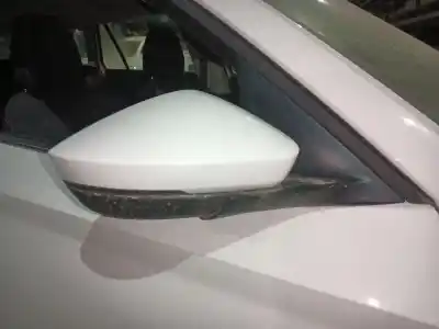 Veículo de Sucata skoda kamiq (nw4) 1.0 tsi do ano 2024 alimentado dlac