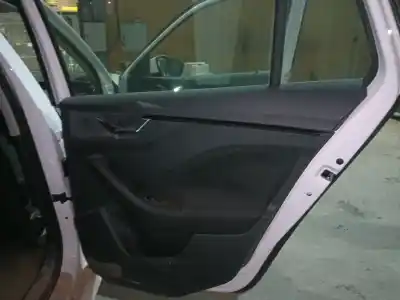 Veículo de Sucata skoda kamiq (nw4) 1.0 tsi do ano 2024 alimentado dlac