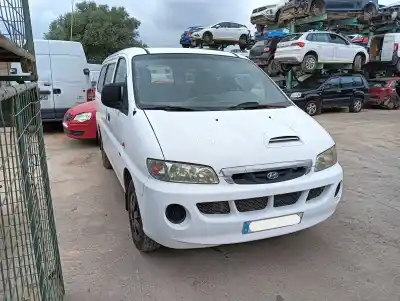 Scrapping Vehicle HYUNDAI H-1 FURGÓN (A1)  of the year 2003 powered D4CB