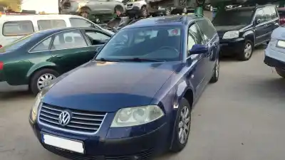 Sloopvoertuig VOLKSWAGEN PASSAT B5.5 VARIANT (3B6)  van het jaar 2001 aangedreven AWX