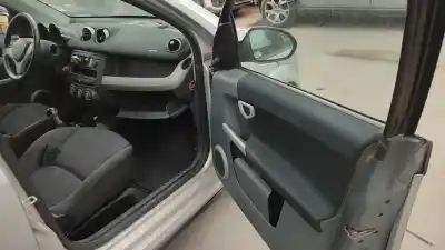 Veículo de Sucata smart forfour (454) 1.5 cdi (454.001) do ano 2006 alimentado 639939