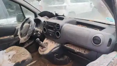 Veículo de Sucata peugeot partner tepee 1.6 bluehdi 100 do ano 2018 alimentado bhy (dv6fd)