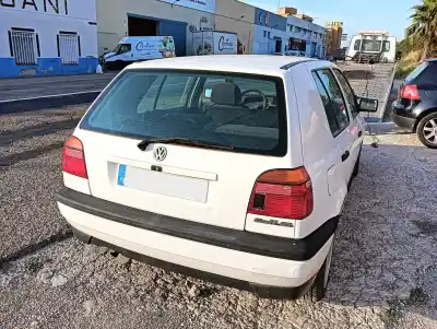 Veículo de Sucata volkswagen golf iii (1h1) 1.6 do ano 1994 alimentado aea