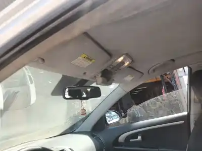 Veicolo di demolizione kia cee'd sw (ed) 2.0 crdi 140 dell'anno 2008 alimentato d4ea