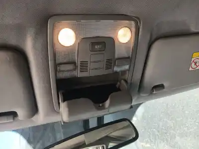 Veicolo di demolizione kia cee'd sw (ed) 2.0 crdi 140 dell'anno 2008 alimentato d4ea