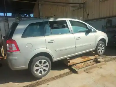 Scrapping Vehicle opel zafira / zafira family b (a05) 1.9 cdti (m75) of the year 2009 powered z19dt