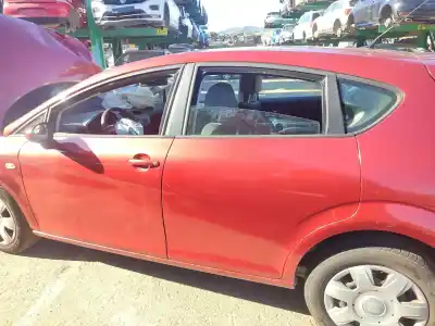 Veicolo di demolizione seat leon (1p1) 1.9 tdi dell'anno 2006 alimentato bxe