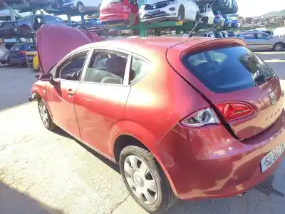 Veicolo di demolizione seat leon (1p1) 1.9 tdi dell'anno 2006 alimentato bxe