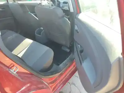 Veicolo di demolizione seat leon (1p1) 1.9 tdi dell'anno 2006 alimentato bxe
