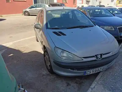 Veicolo di demolizione peugeot 206 fastback (2a/c) 1.9 d dell'anno 1999 alimentato wjz