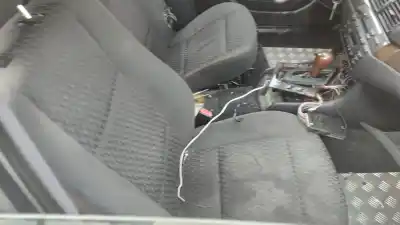 Scrapping Vehicle bmw 3 touring (e46) 320 d of the year 2000 powered 204d1