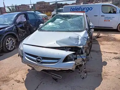 Hurda Aracı OPEL ASTRA J (P10)  Yılın 2014 güçlü A16XER