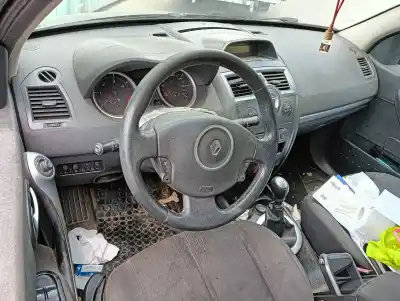Veículo de Sucata renault megane ii ranchera familiar (km0/1_) 1.5 dci (km16, km1e) do ano 2007 alimentado k9kp7