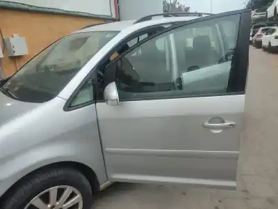Veículo de Sucata volkswagen touran (1t1, 1t2) 1.9 tdi do ano 2004 alimentado avq