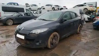 Veicolo di demolizione RENAULT MEGANE III FASTBACK (BZ0/1_, B3_)  dell'anno 2011 alimentato K4M 848