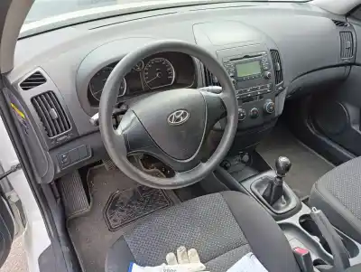 Véhicule à la ferraille hyundai i30 (fd) 1.4 de l'année 2009 alimenté g4fa