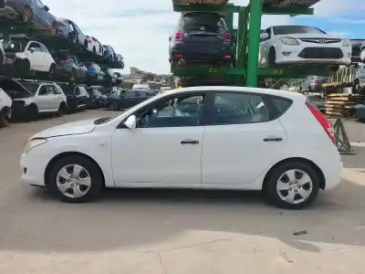 Véhicule à la ferraille hyundai i30 (fd) 1.4 de l'année 2009 alimenté g4fa