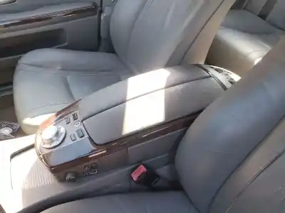 Scrapping Vehicle bmw 7 (e65, e66, e67) 730 d of the year 2004 powered 306d2