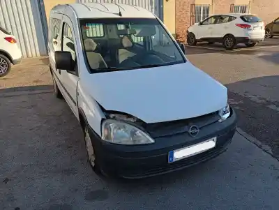 Veicolo di demolizione OPEL COMBO TOUR 1.3 CDTI 16V dell'anno 2005 alimentato Z13DT