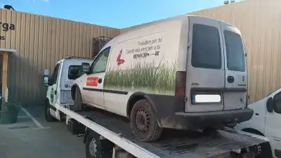 Veículo de Sucata opel combo tour 1.3 cdti 16v do ano 2011 alimentado z13dtj