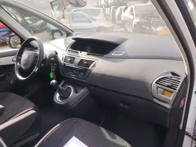 Здавання транспортного засобу citroen c4 picasso i monospace (ud_) 1.6 hdi 110 року 2012 потужний 9hr