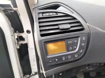 Здавання транспортного засобу citroen c4 picasso i monospace (ud_) 1.6 hdi 110 року 2012 потужний 9hr